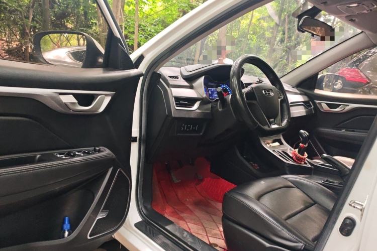 Used Geely Auto Vision 2019 Upgraded Model 1.5L Manual Luxury Version China V Standard Driver Seat