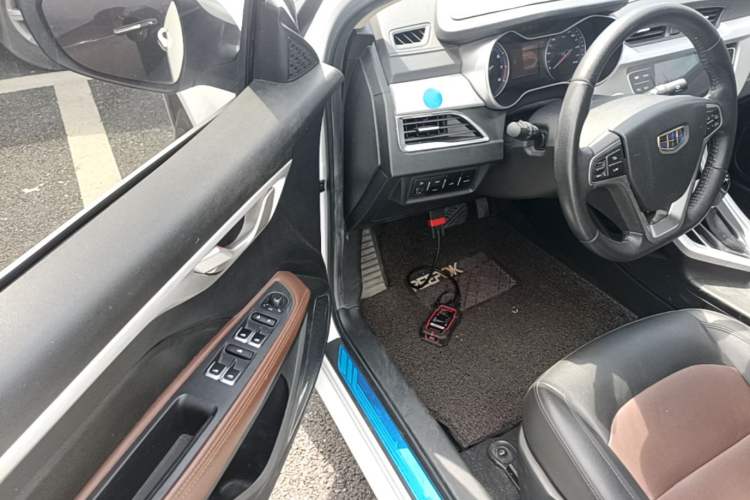 Used Geely Auto Vision 2019 Upgraded Model 1.5L CVT Prestige Version China VI Standard Driver Seat