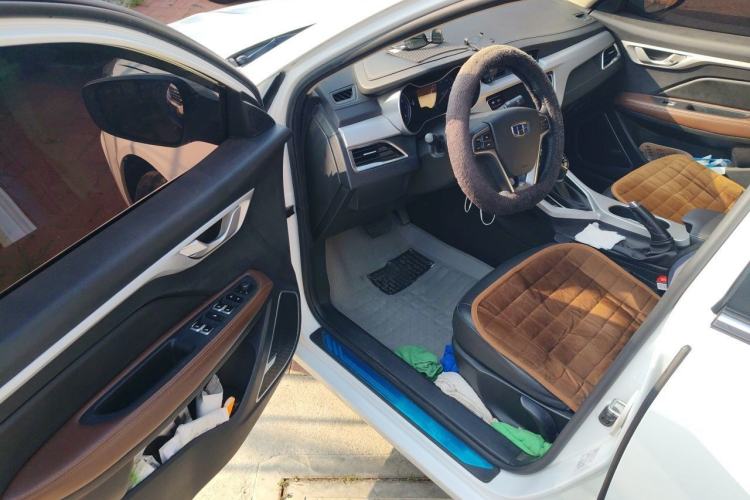 Used Geely Auto Vision 2019 Upgraded Model 1.5L CVT Prestige Version China VI Standard Driver Seat