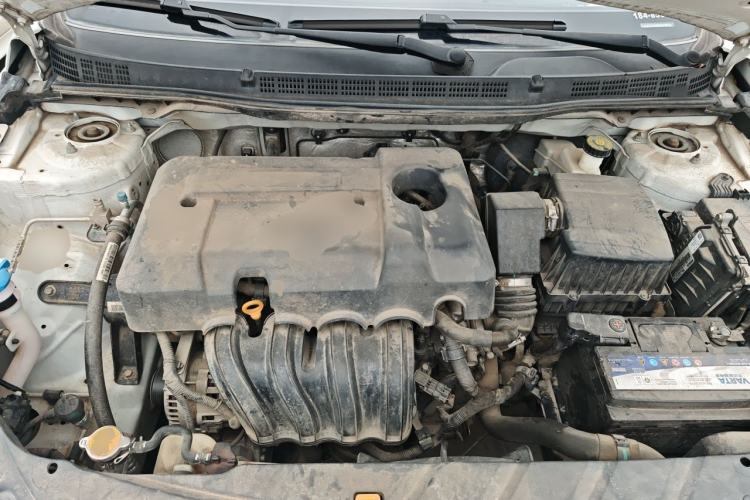 Used Geely Auto Vision 2019 Upgraded Model 1.5L Manual Luxury Version China VI Standard Engine Bay