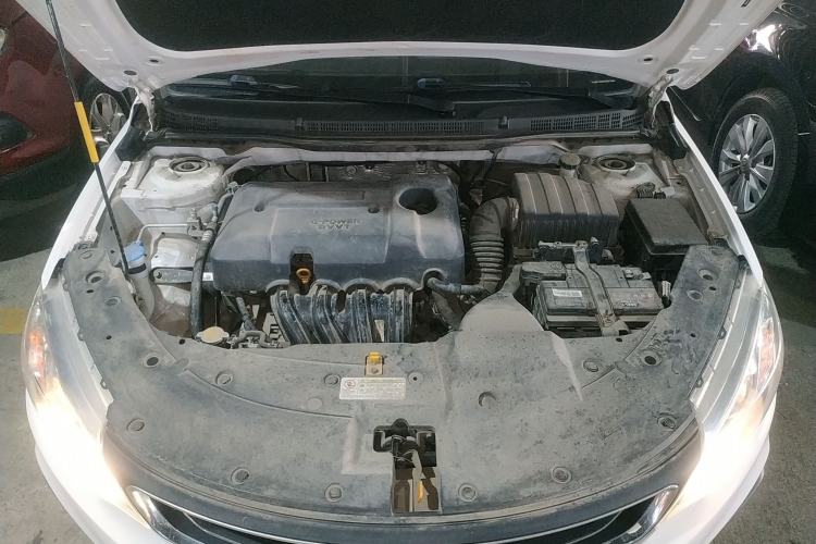 Used Geely Auto Vision 2019 Upgraded Model 1.5L CVT Luxury Version China VI Standard Engine Bay
