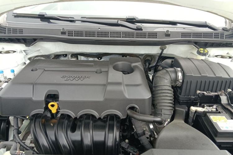 Used Geely Auto Vision 2019 Upgraded Model 1.5L CVT Prestige Version China VI Standard Engine Bay