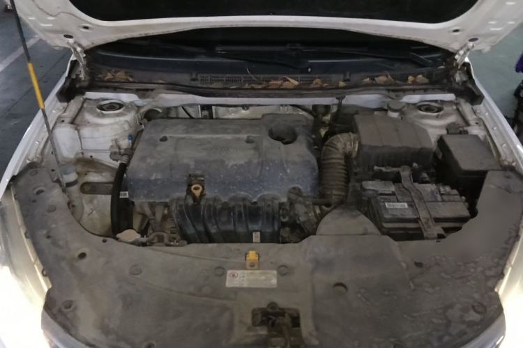 Used Geely Auto Vision 2019 Upgraded Model 1.5L Automatic Luxury Version China V Standard Engine Bay