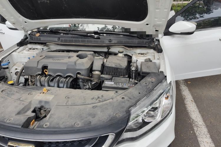 Used Geely Auto Vision 2019 Upgraded Model 1.5L Manual Luxury Version China VI Standard Engine Bay Left