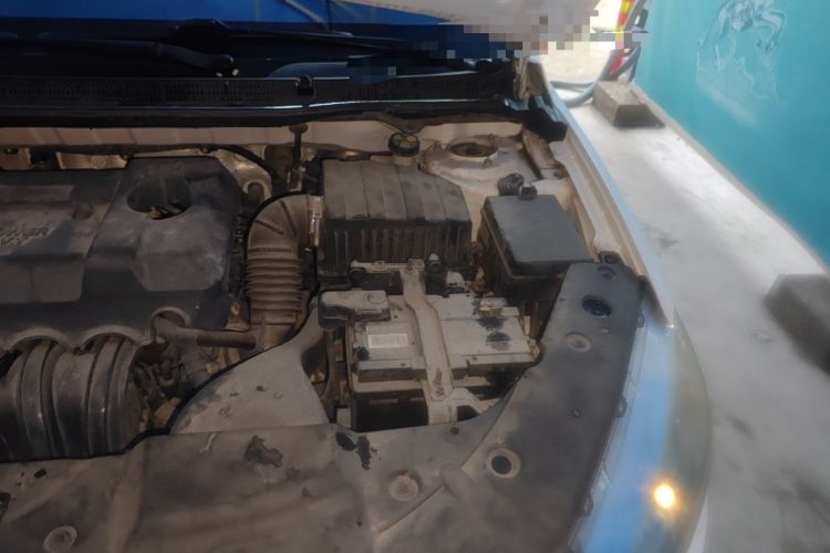 Used Geely Auto Vision 2019 Upgraded Model 1.5L CVT Luxury Version China VI Standard Engine Bay Left