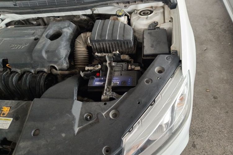 Used Geely Auto Vision 2019 Upgraded Model 1.5L CVT Luxury Version China VI Standard Engine Bay Left