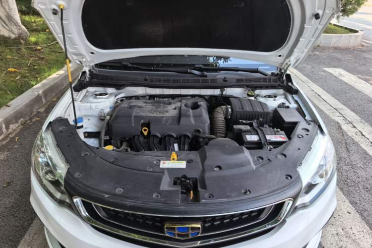 Used Geely Auto Vision 2019 Upgraded Model 1.5L CVT Prestige Version China VI Standard Engine Bay