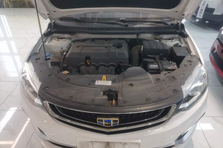 Used Geely Auto Vision 2019 Upgraded Model 1.5L CVT Luxury Version China VI Standard Engine Bay