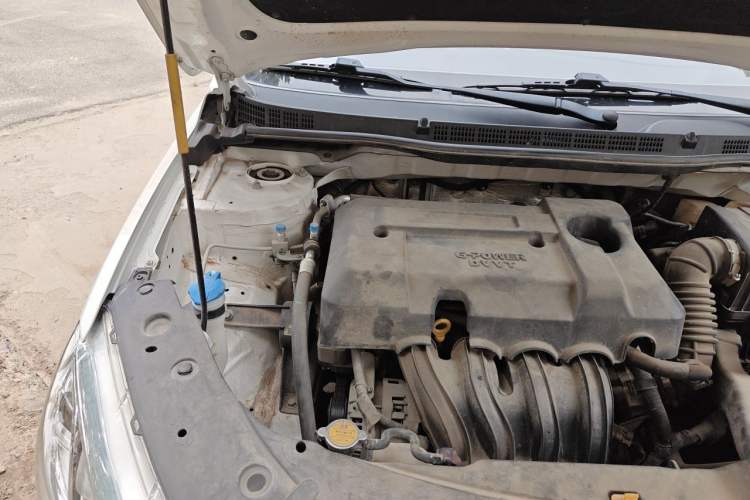 Used Geely Auto Vision 2019 Upgraded Model 1.5L CVT Luxury Version China VI Standard Engine Bay Right