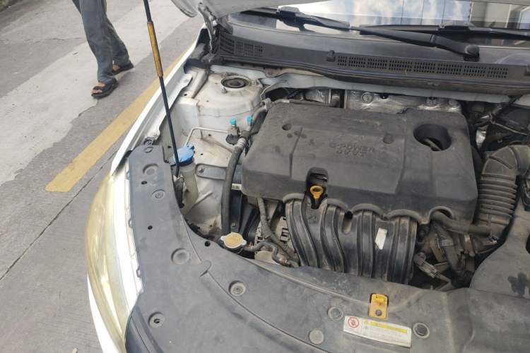 Used Geely Auto Vision 2019 Upgraded Model 1.5L CVT Luxury Version China VI Standard Engine Bay Right
