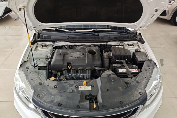 Used Geely Auto Vision 2019 Upgraded Model 1.5L CVT Luxury Version China VI Standard Engine Bay