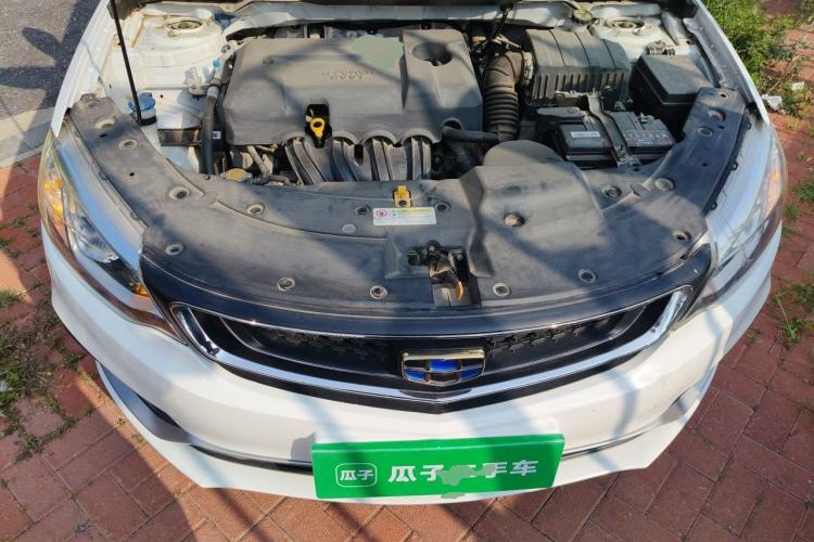 Used Geely Auto Vision 2019 Upgraded Model 1.5L CVT Prestige Version China VI Standard Engine Bay