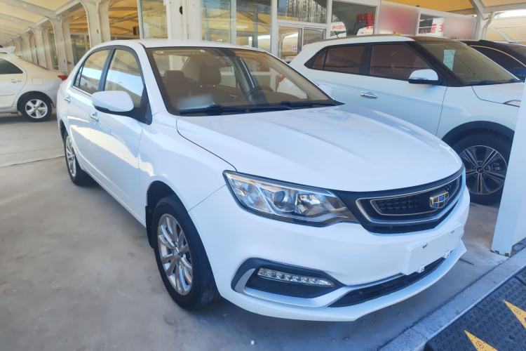 Used Geely Auto Vision 2019 Upgraded Model 1.5L Manual Luxury Version China VI Standard Exterior 1