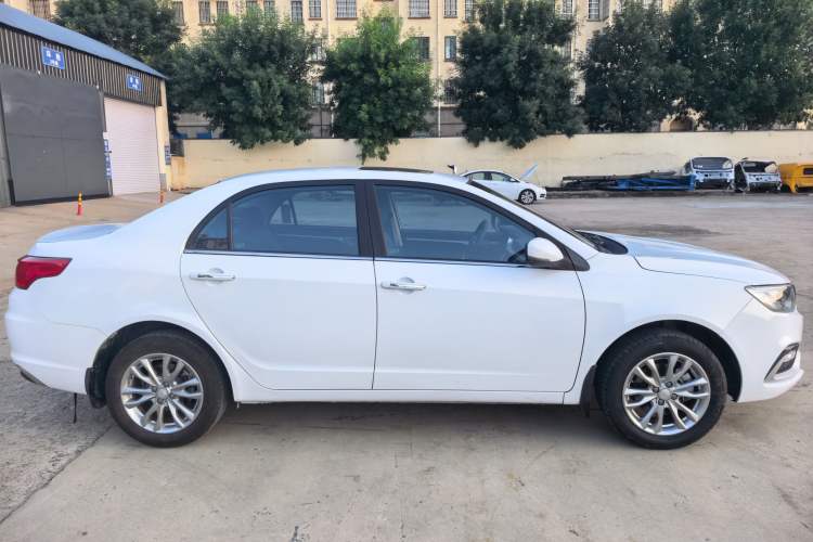 Used Geely Auto Vision 2019 Upgraded Model 1.5L CVT Luxury Version China VI Standard Exterior 1