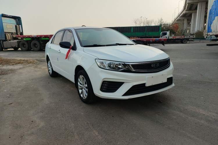 Used Geely Auto Vision 2019 Upgraded Model 1.5L Manual Luxury Version China VI Standard Exterior 1