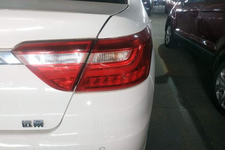 Used Geely Auto Vision 2019 Upgraded Model 1.5L CVT Luxury Version China VI Standard Exterior 3