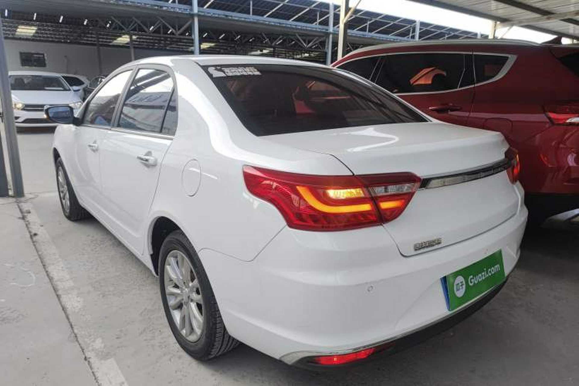 Used Geely Auto Vision 2019 Upgraded Model 1.5L Manual Luxury Version China VI Standard Exterior 3