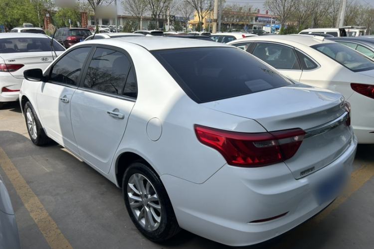 Used Geely Auto Vision 2019 Upgraded Model 1.5L Manual Luxury Version China VI Standard Exterior 3