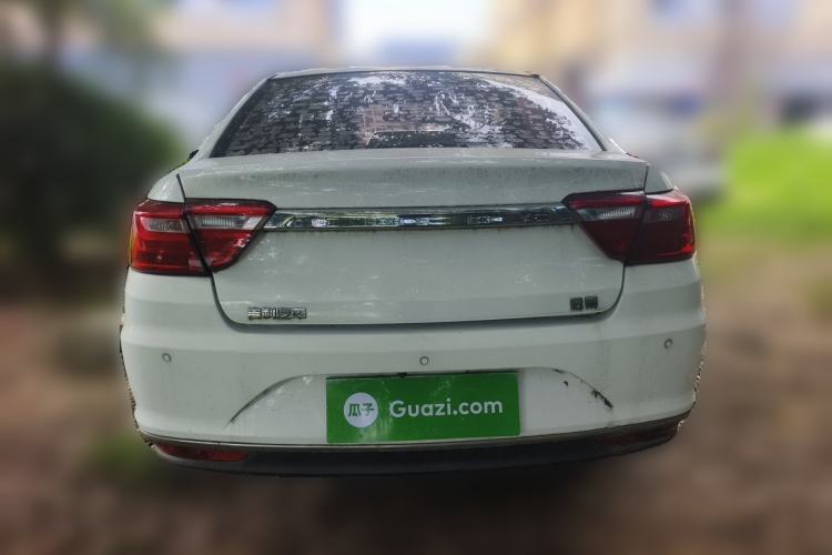 Used Geely Auto Vision 2019 Upgraded Model 1.5L Manual Luxury Version China VI Standard Exterior 4