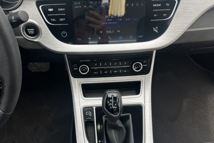 Used Geely Auto Vision 2019 Upgraded Model 1.5L CVT Prestige Version China VI Standard Exterior 9