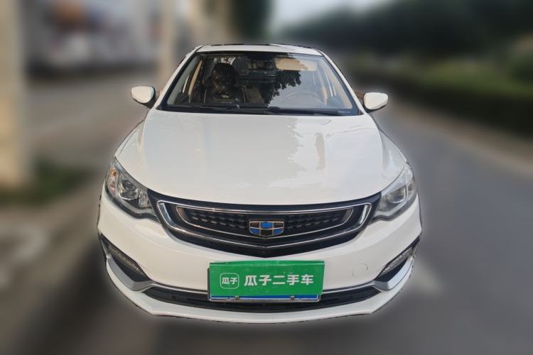 Used Geely Auto Vision 2019 Upgraded Model 1.5L Manual Luxury Version China VI Standard Front