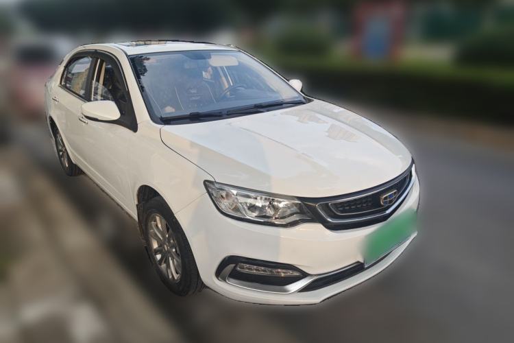 Used Geely Auto Vision 2019 Upgraded Model 1.5L Manual Luxury Version China VI Standard Front Right 45 Deg