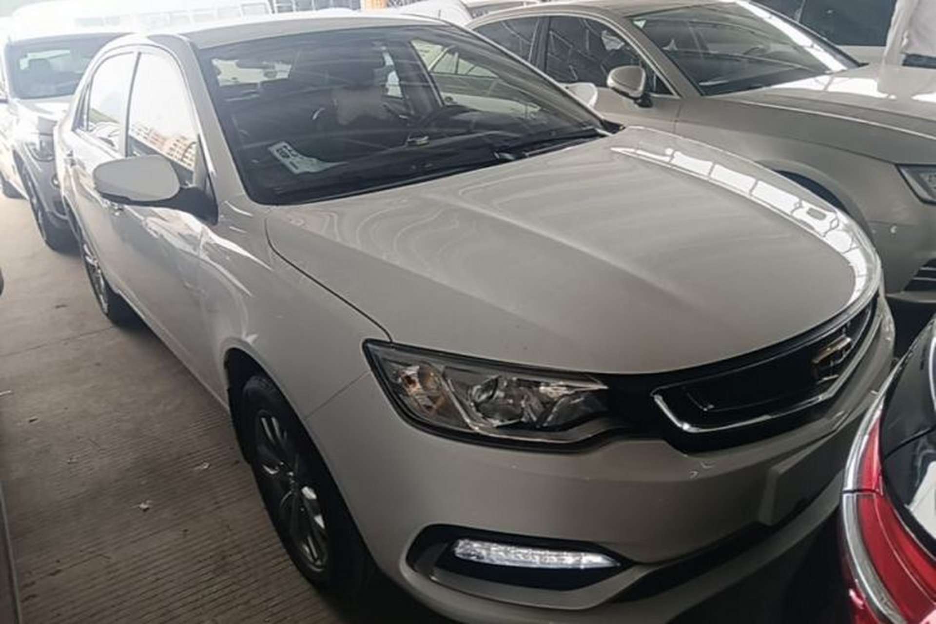Used Geely Auto Vision 2019 Upgraded Model 1.5L CVT Luxury Version China VI Standard Front Right 45 Deg
