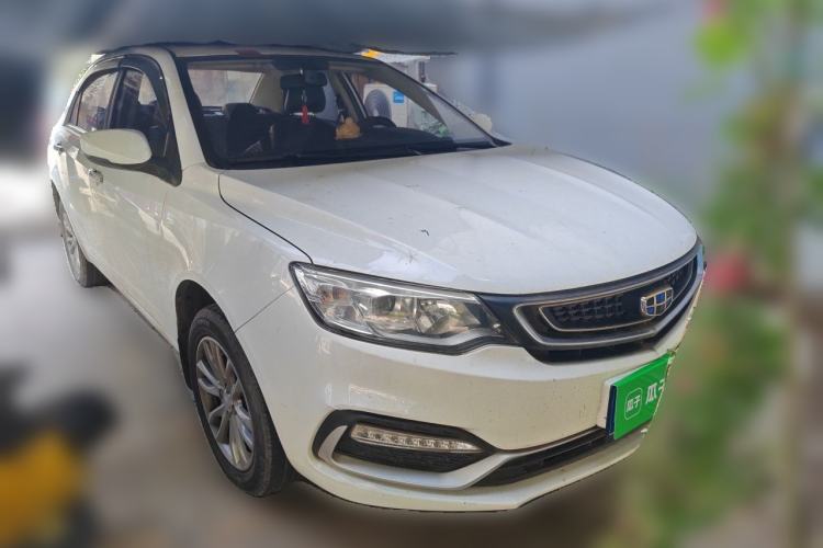 Used Geely Auto Vision 2019 Upgraded Model 1.5L Manual Luxury Version China VI Standard Front Right 45 Deg