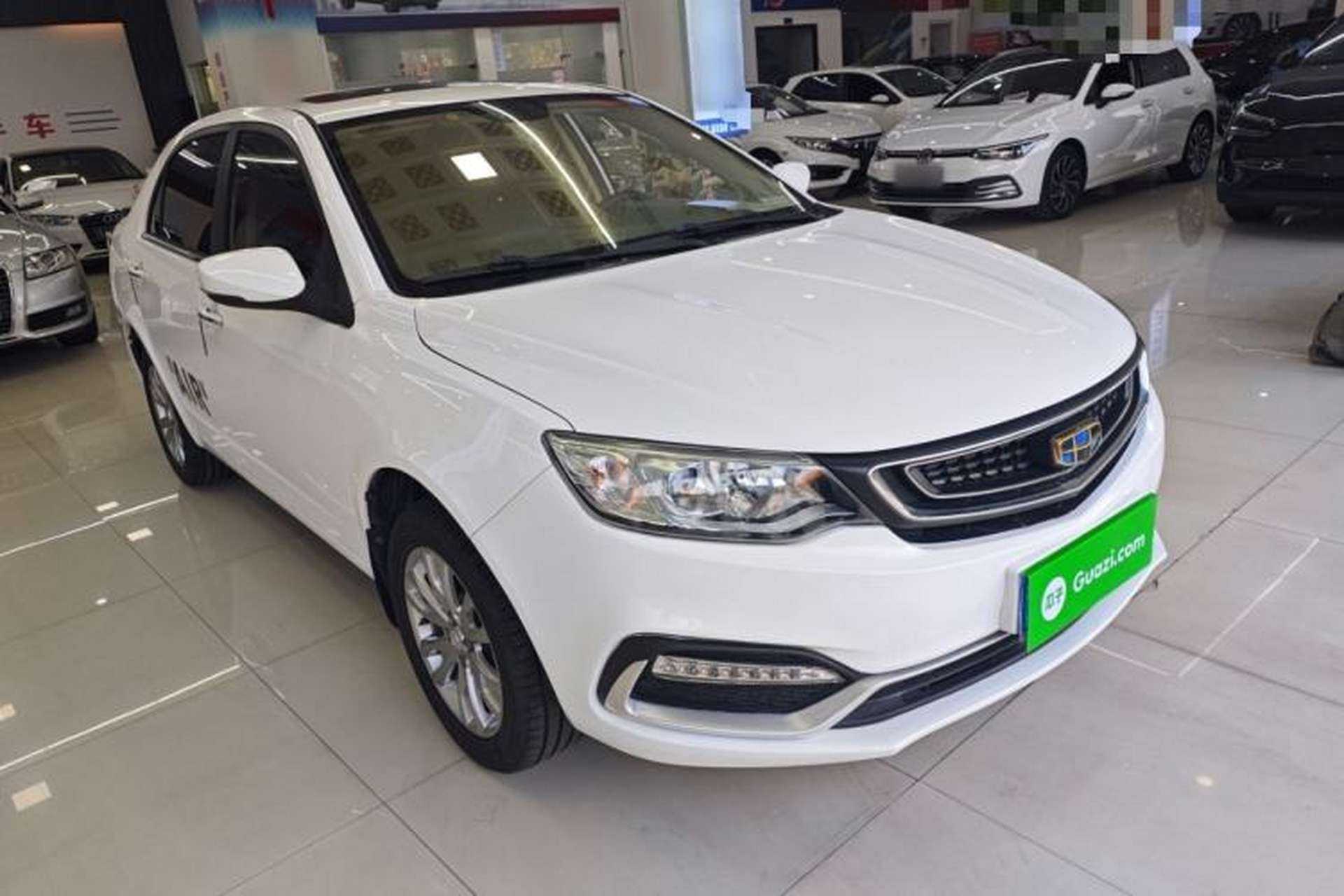 Used Geely Auto Vision 2019 Upgraded Model 1.5L Manual Luxury Version China VI Standard Front Right 45 Deg
