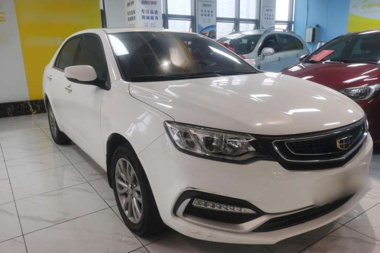 Used Geely Auto Vision 2019 Upgraded Model 1.5L CVT Luxury Version China VI Standard Front Right 45 Deg
