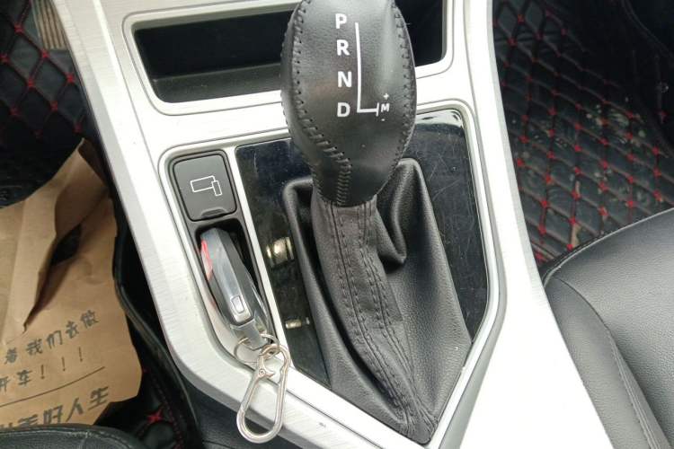 Used Geely Auto Vision 2019 Upgraded Model 1.5L CVT Prestige Version China VI Standard Gear Lever