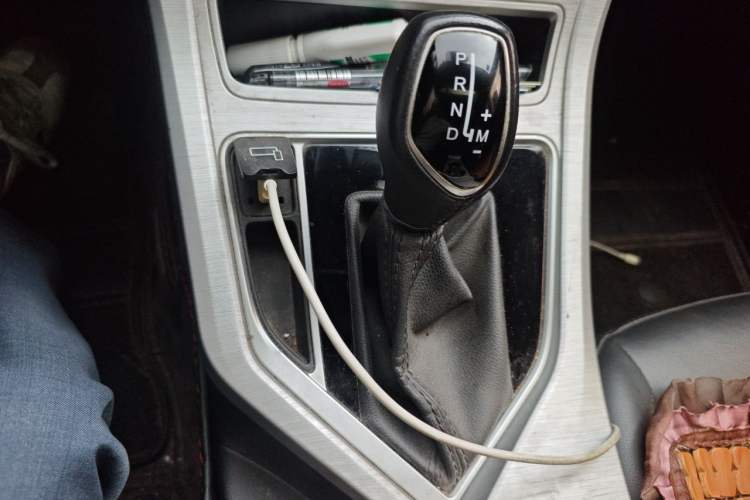 Used Geely Auto Vision 2019 Upgraded Model 1.5L CVT Prestige Version China VI Standard Gear Lever