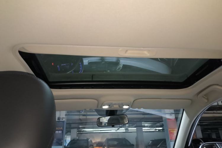 Used Geely Auto Vision 2019 Upgraded Model 1.5L CVT Prestige Version China VI Standard Headliner