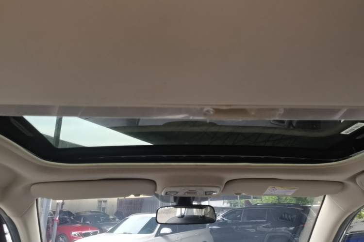 Used Geely Auto Vision 2019 Upgraded Model 1.5L CVT Prestige Version China VI Standard Headliner