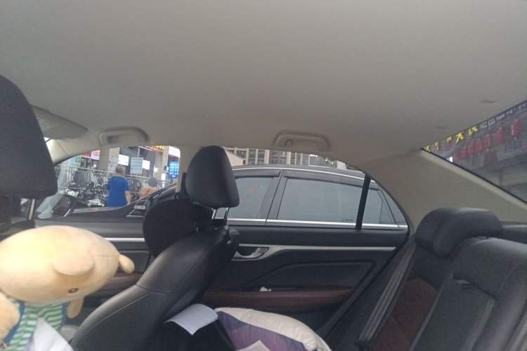 Used Geely Auto Vision 2019 Upgraded Model 1.5L CVT Luxury Version China VI Standard Headliner