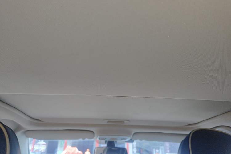 Used Geely Auto Vision 2019 Upgraded Model 1.5L CVT Luxury Version China VI Standard Headliner