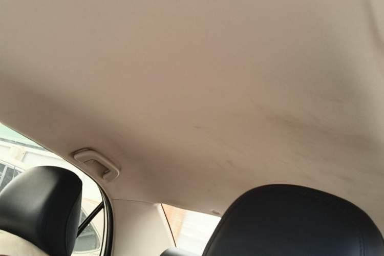 Used Geely Auto Vision 2019 Upgraded Model 1.5L CVT Luxury Version China VI Standard Headliner