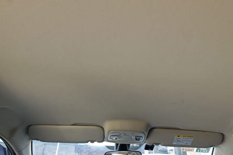 Used Geely Auto Vision 2019 Upgraded Model 1.5L CVT Luxury Version China VI Standard Headliner