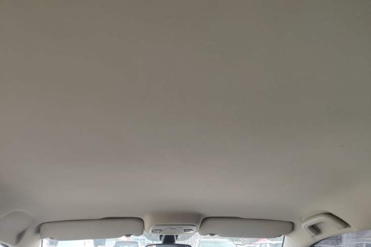 Used Geely Auto Vision 2019 Upgraded Model 1.5L CVT Luxury Version China VI Standard Headliner