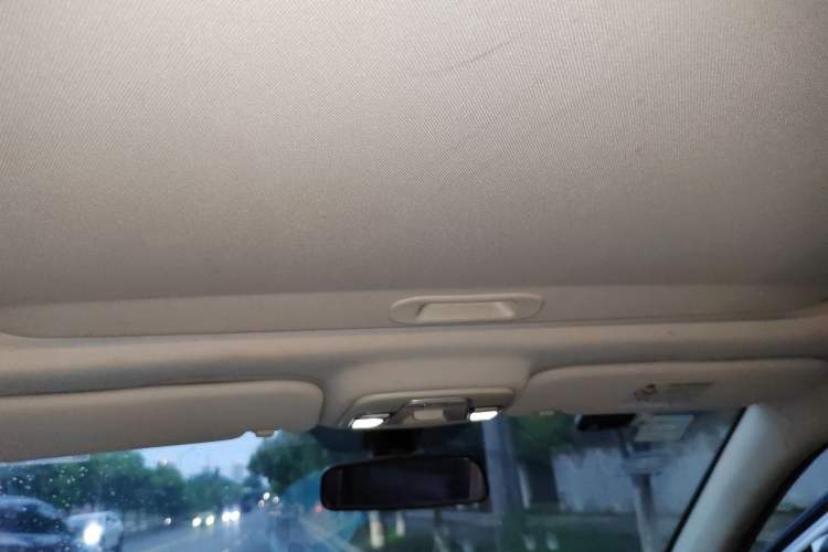 Used Geely Auto Vision 2019 Upgraded Model 1.5L CVT Prestige Version China VI Standard Headliner