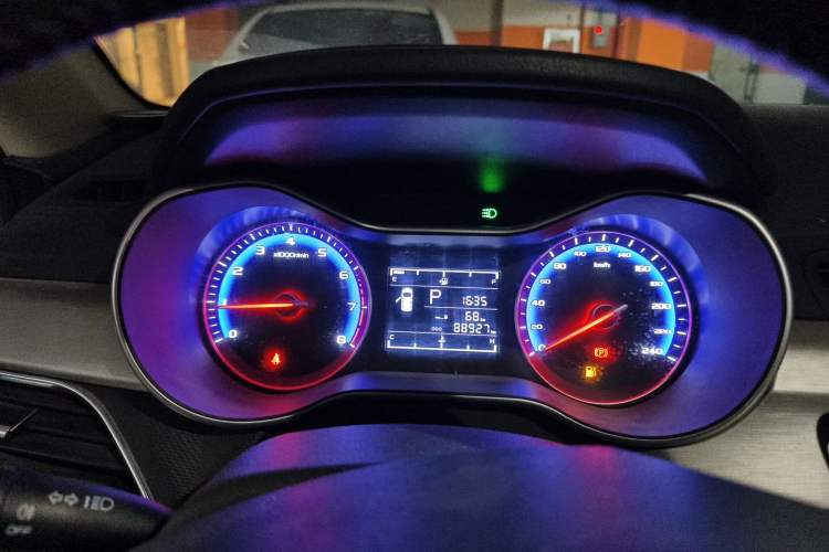 Used Geely Auto Vision 2019 Upgraded Model 1.5L CVT Luxury Version China VI Standard Instrument Cluster