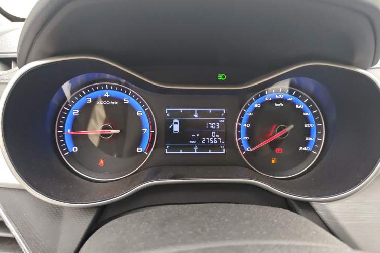 Used Geely Auto Vision 2019 Upgraded Model 1.5L Manual Luxury Version China VI Standard Instrument Cluster