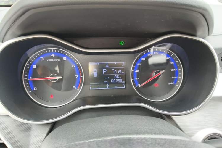 Used Geely Auto Vision 2019 Upgraded Model 1.5L CVT Luxury Version China VI Standard Instrument Cluster