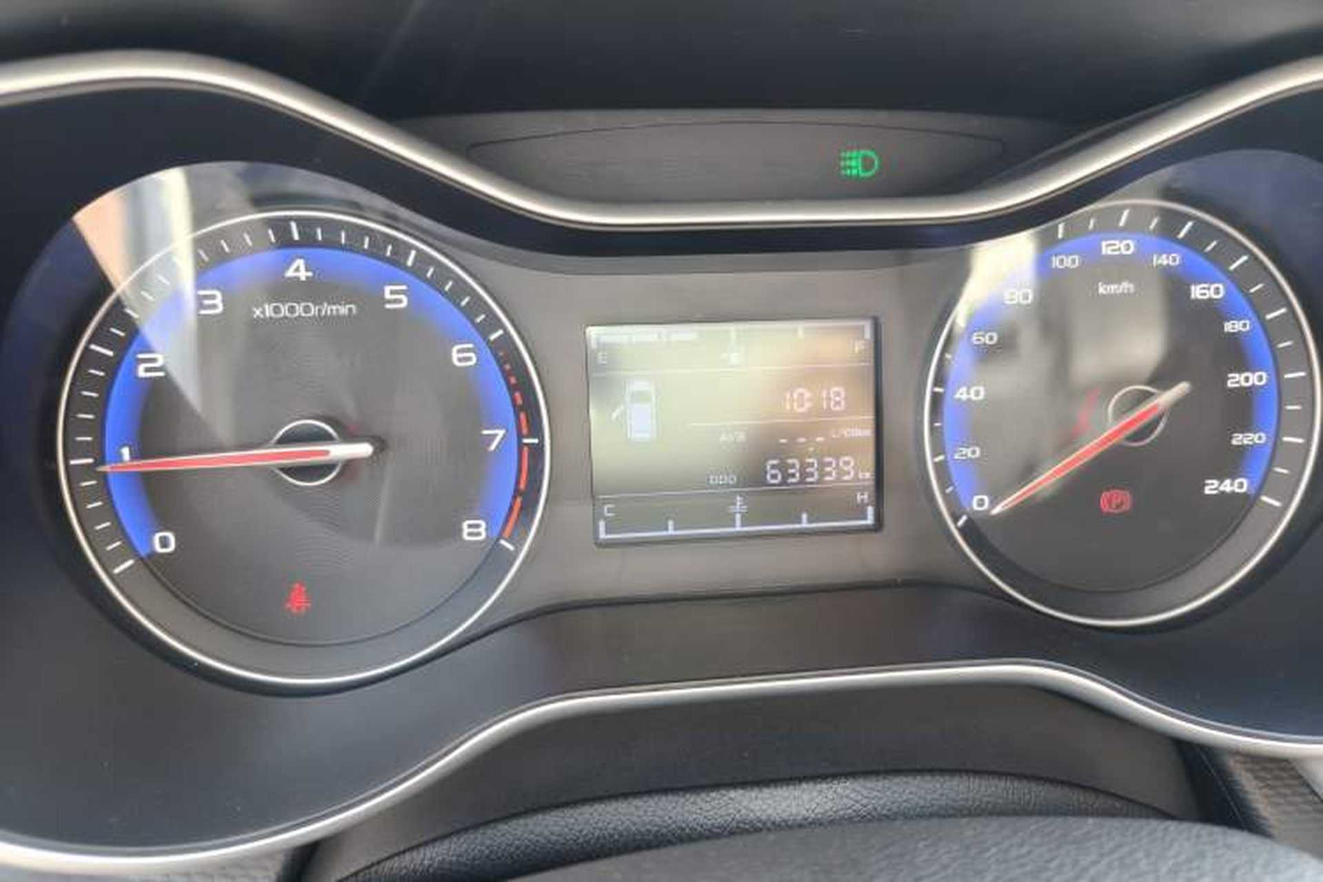 Used Geely Auto Vision 2019 Upgraded Model 1.5L Manual Luxury Version China VI Standard Instrument Cluster
