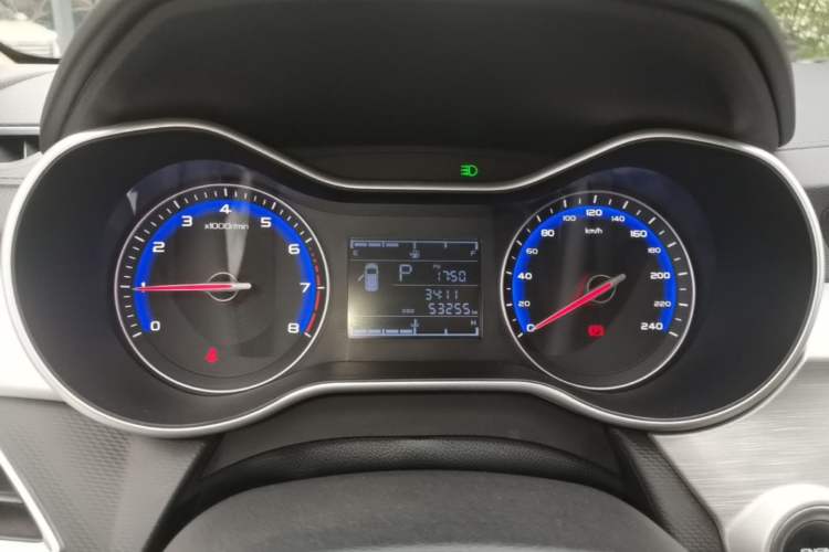Used Geely Auto Vision 2019 Upgraded Model 1.5L CVT Prestige Version China VI Standard Instrument Cluster