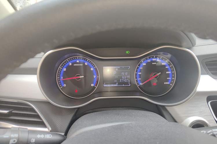 Used Geely Auto Vision 2019 Upgraded Model 1.5L CVT Luxury Version China VI Standard Instrument Cluster