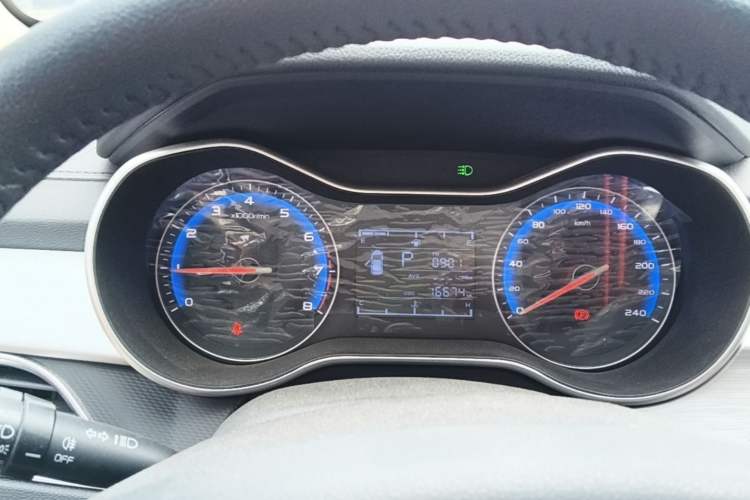 Used Geely Auto Vision 2019 Upgraded Model 1.5L CVT Luxury Version China VI Standard Instrument Cluster