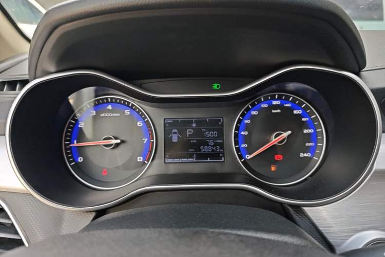 Used Geely Auto Vision 2019 Upgraded Model 1.5L CVT Luxury Version China VI Standard Instrument Cluster