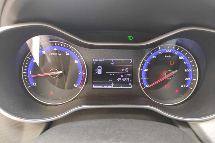 Used Geely Auto Vision 2019 Upgraded Model 1.5L Manual Luxury Version China VI Standard Instrument Cluster