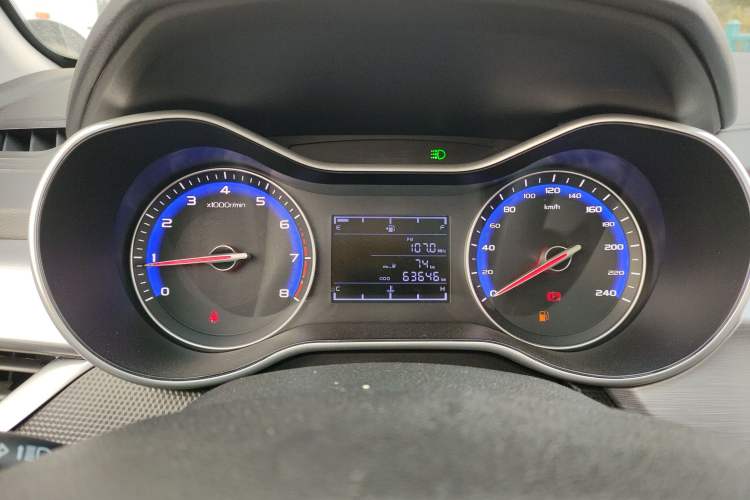 Used Geely Auto Vision 2019 Upgraded Model 1.5L Manual Luxury Version China VI Standard Instrument Cluster